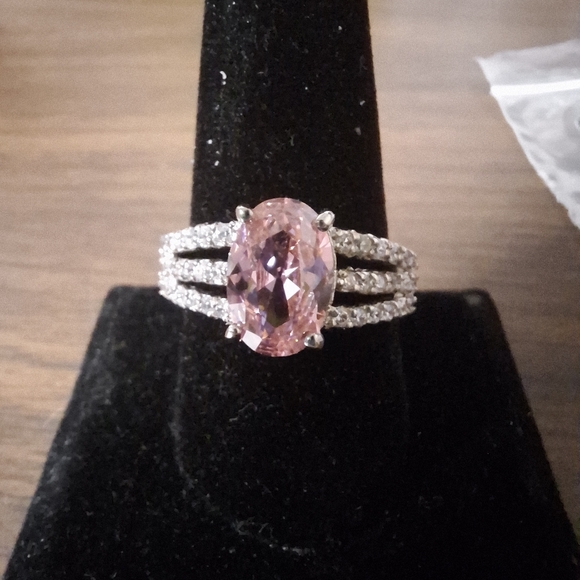 Swarovski Pink and Silver Sparkling Ring - Picture 8 of 13